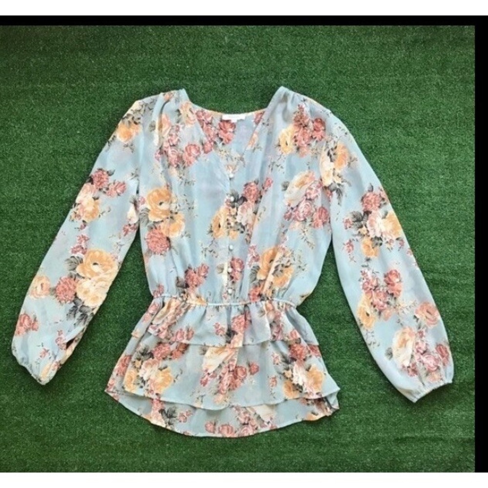 Pleione Green Lightweight Button Front 3/4 Sleeve Sz Small Double Ruffle hem top